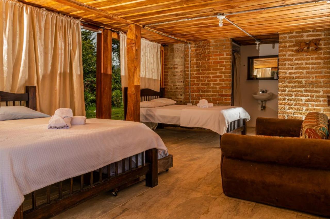 Hostal Rural La Montana Alquiyapura Саленто Екстер'єр фото